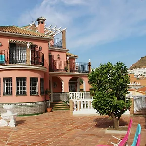 https://villa-malaga.1costadelsol.com