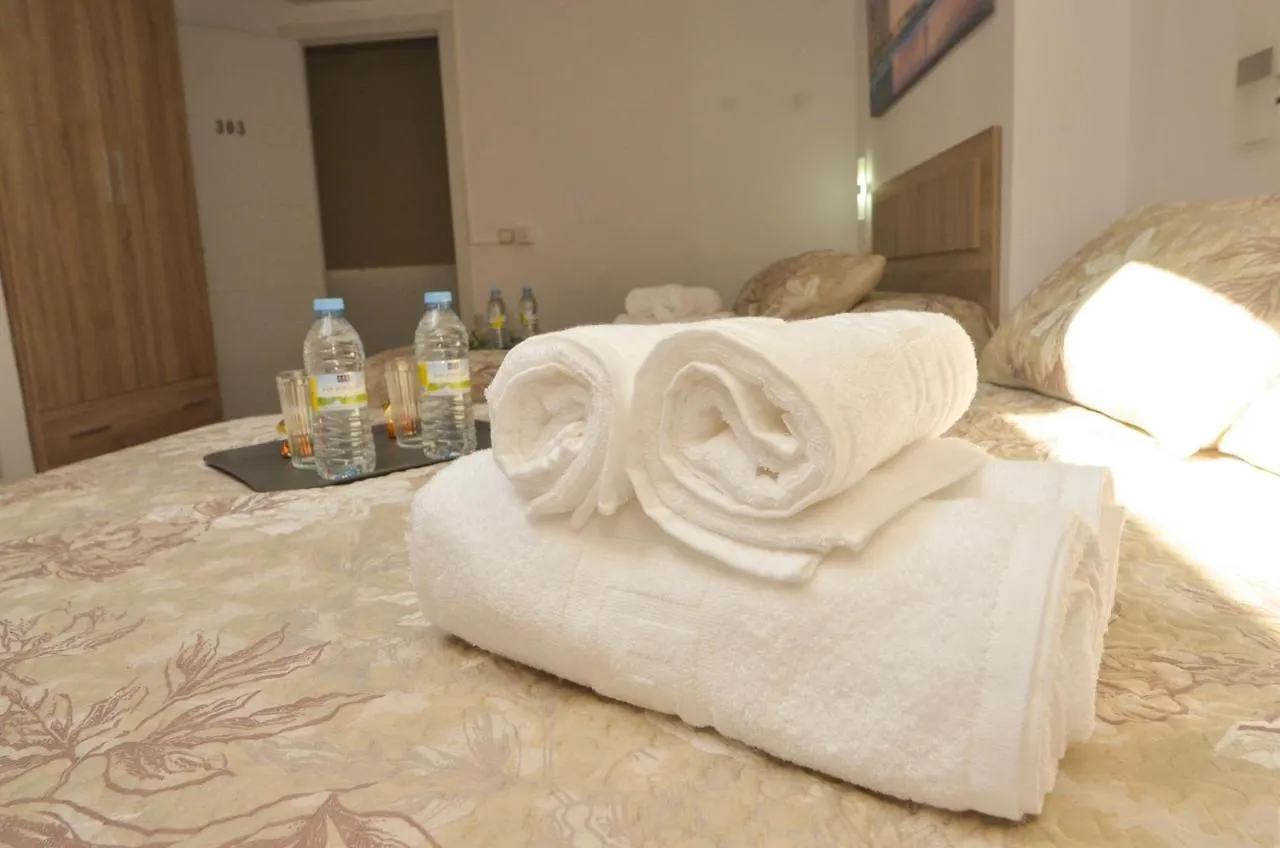 Alojamiento Del Sol Malaga Guest house